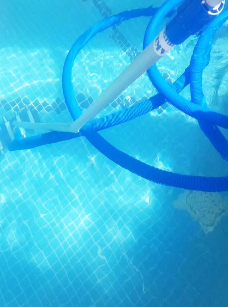 pool_cleaning-2 pool_cleaning-2